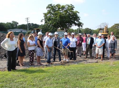 2012 0816 groundbreaking bottom