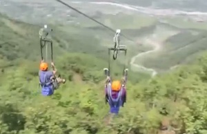 2013 0509 zip line action