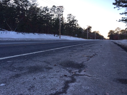 Flanders Road near the site of the horrific Jan. 16 crash, looking northbound.(RiverheadLOCAL photo by Emil Breitenbach Jr.)