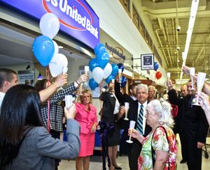 2014 0907 peoples united toast
