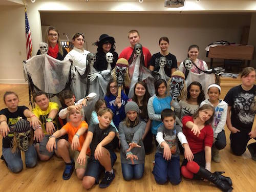 2014_1030_monster_mash_revue_cast