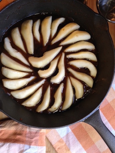 2014_1115_kitchen_skillet_cake1