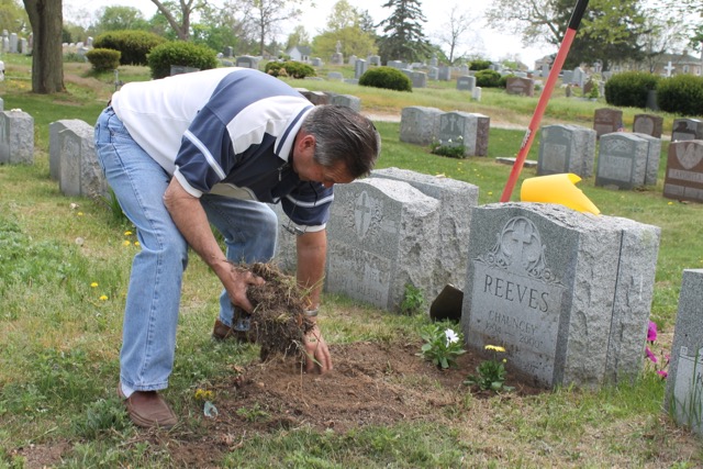 2015_0509_st_johns_cemetery - 29