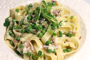 2015_0801_kitchen_pasta_peas_prosciutto