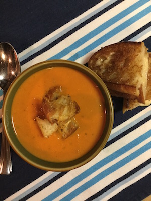 2015_1212_kitchen_tomato_soup_2
